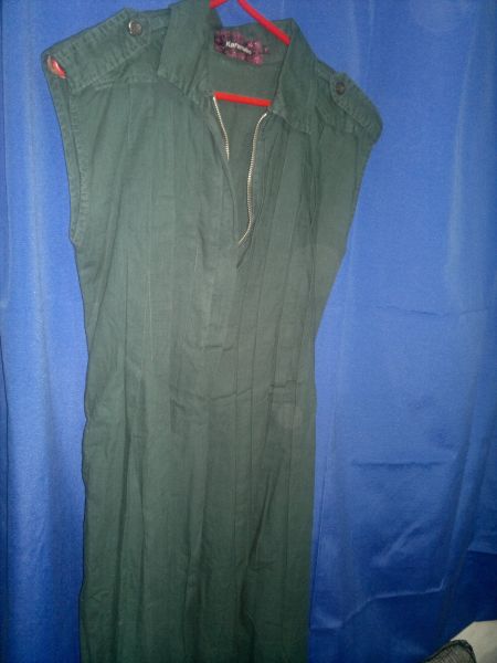 Vestido Karamello verde tam P