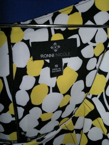 Vestido Ronni Nicole estampado tamanho 10
